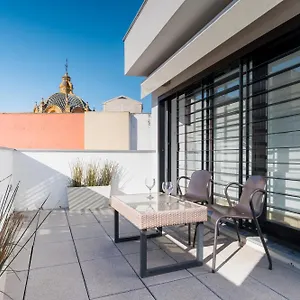 Attic With Terrace- 1bd 1bth- Corral Del Rey Apartment Seville
